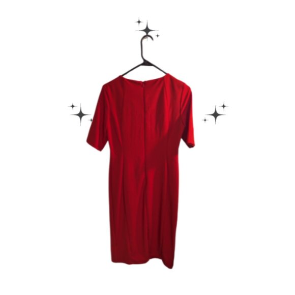 Red Dress - Picture 4 of 4